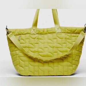 FIGS QUILTED PUFFER TOTE SHOULDER BAG LIKE NEW LIMADE